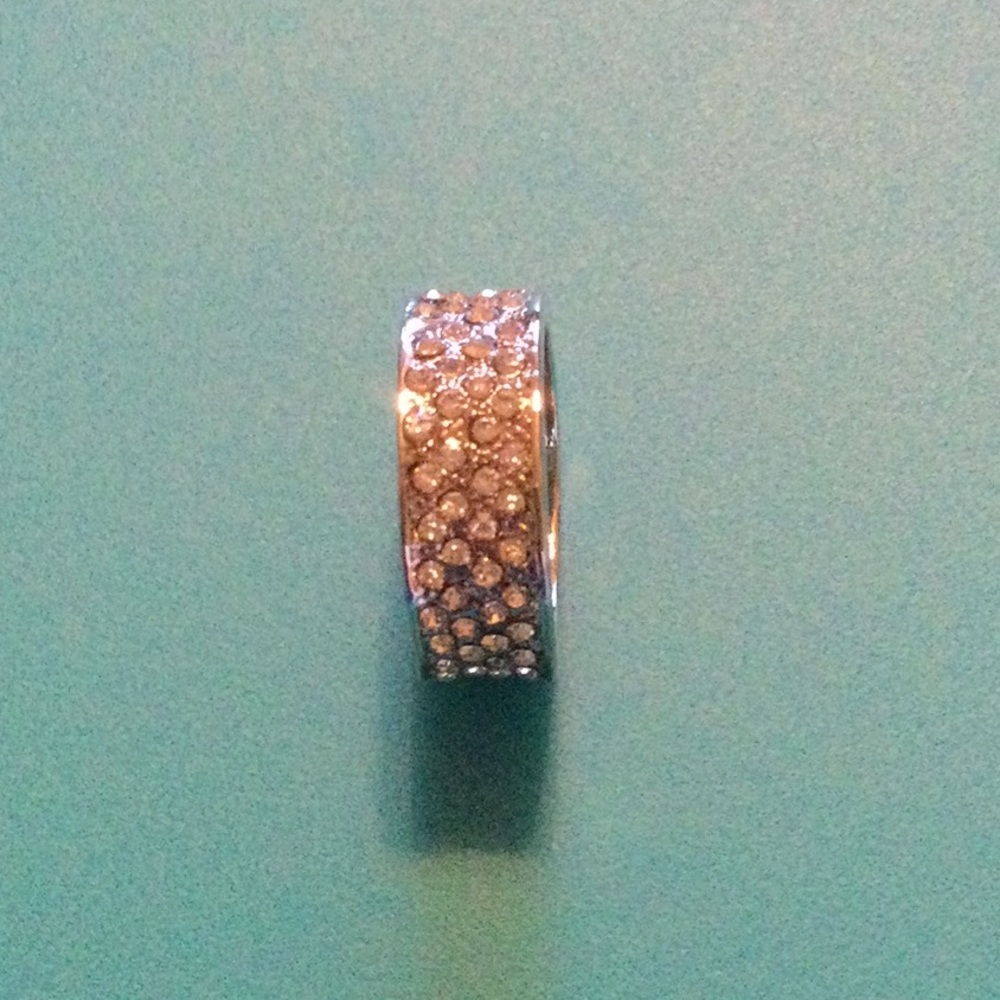 Statement Ring - Picture 3 of 6